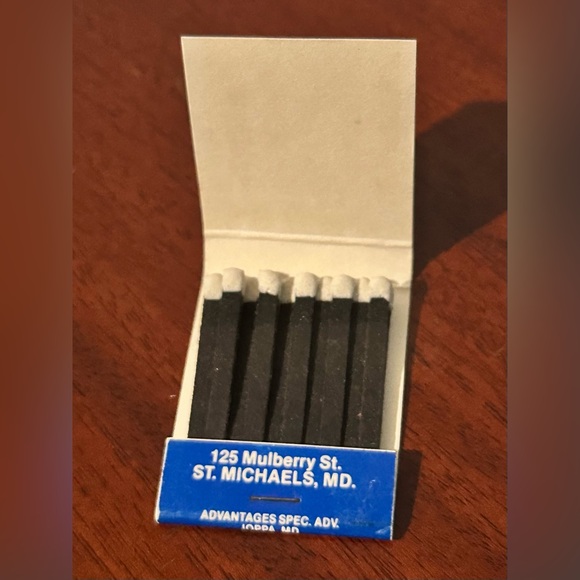 Vintage Matchbook Town Dock Restaurant St Michaels Maryland MD Matches Mulberry - Picture 5 of 12